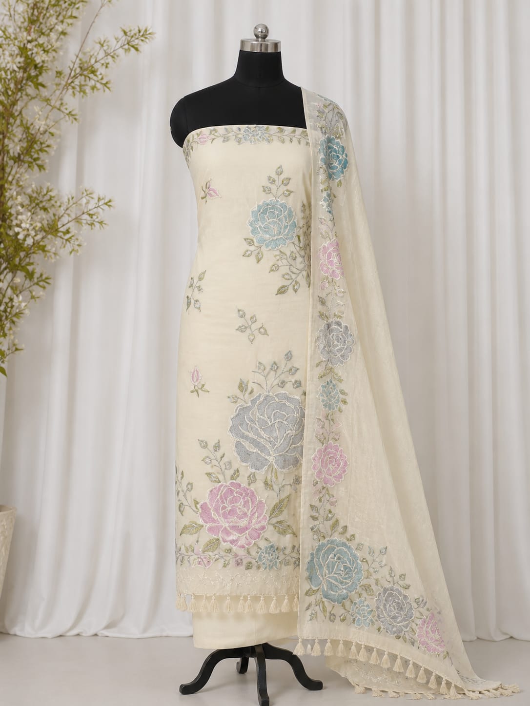 Ivory Floral Printed Mul Cotton Unstitched Suit Set with Dupatta